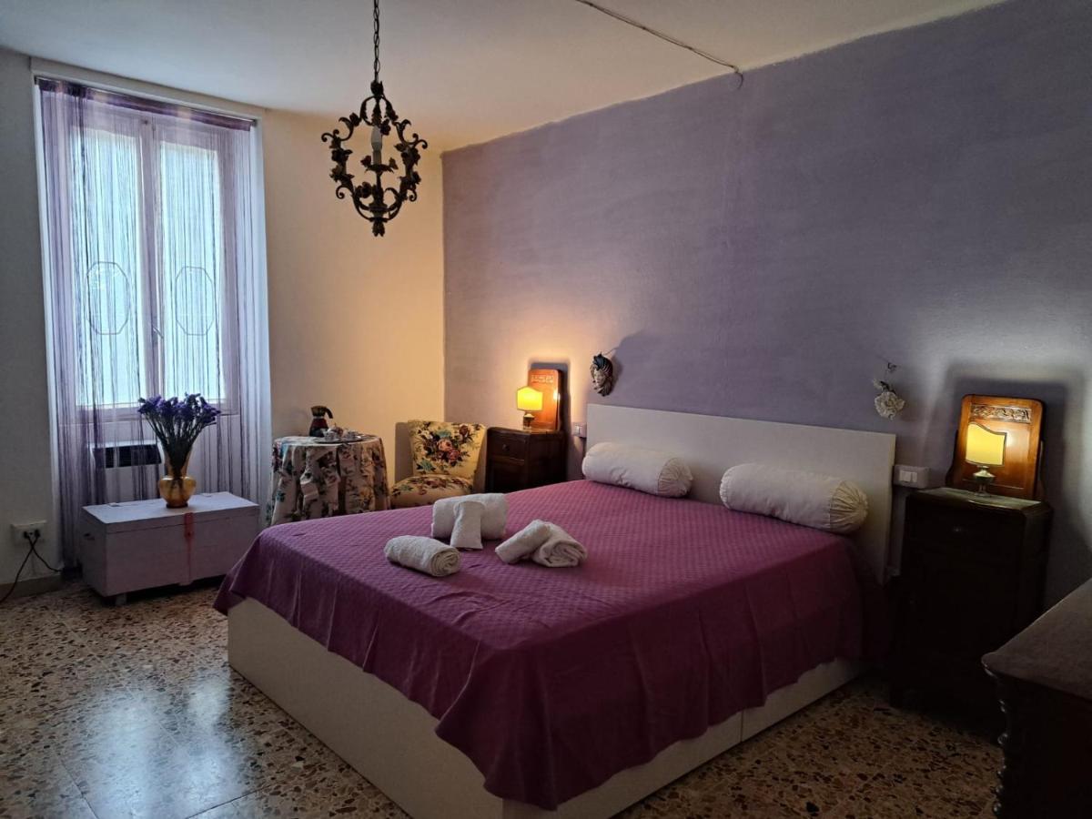 Hotel Casa Luci D'Alba Monzambano Esterno foto