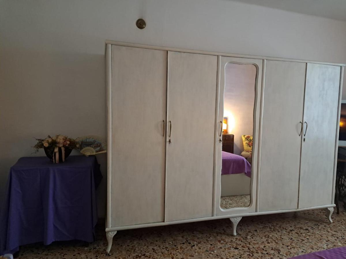 Hotel Casa Luci D'Alba Monzambano Esterno foto